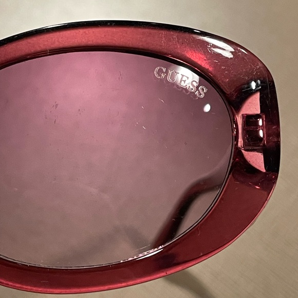 GUESS Burgundy Oval Sunglasses - Picture 5 of 6